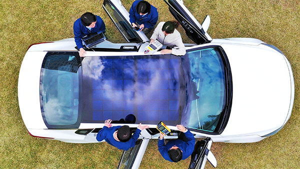 Hyundai and Kia unveil new solar roof to charge batteries in vehicles