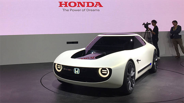 GM to sell new electric car batteries to Honda in North America